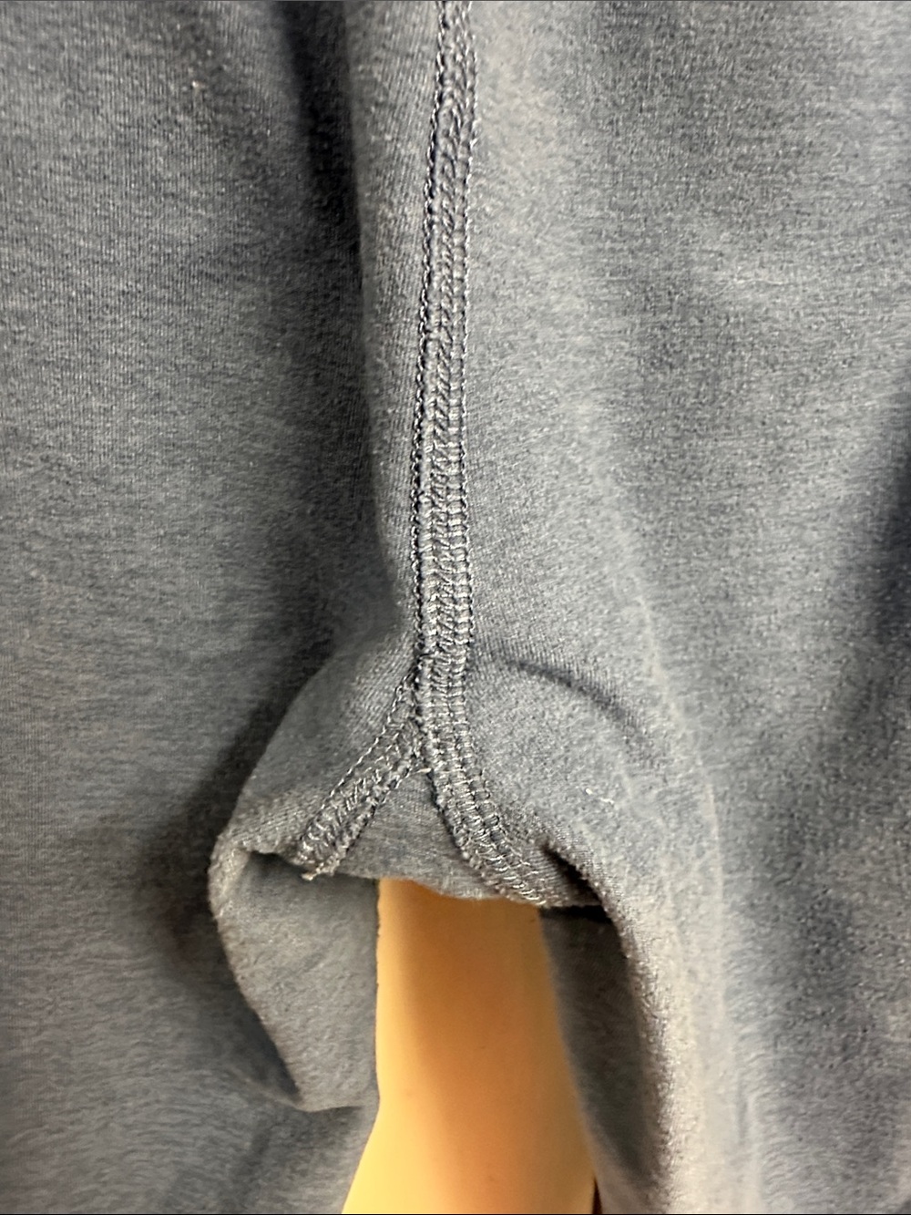 Beyond Yoga Heathered Blue Capri Leggings with Yellow Logo - Picture 5 of 8
